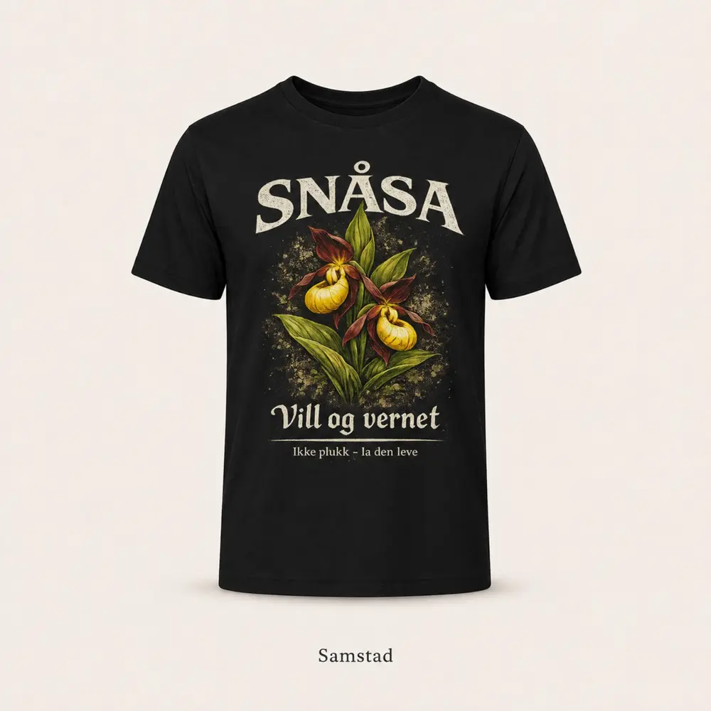 Sort Samstad T-skjorte med Snåsa-motiv og marisko